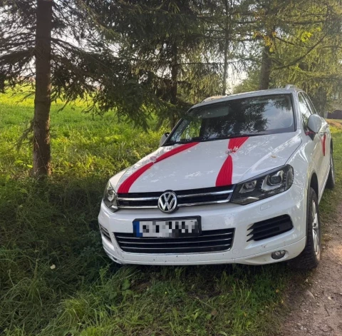 Trešdien, 3. septembrī, par valsts robežu nelikumīgi šķērsojušu personu pārvadāšanu robežsargi Krāslavas novadā aizturēja vienu Igaunijas pilsoni, kurš centās bēgt no robežsargiem.