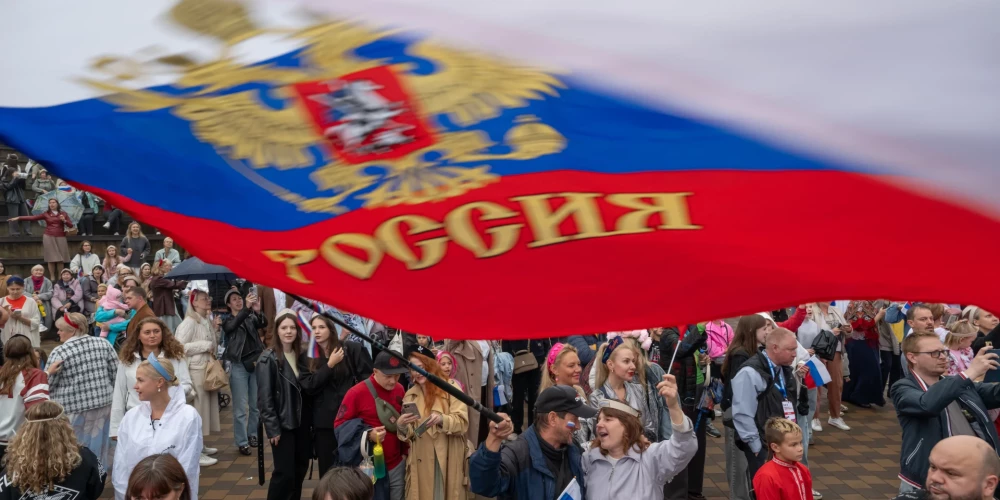 Latvija plāno ieviest nacionālo sankciju režīmu pret cilvēkiem un uzņēmumiem, kas saistīti ar Krievijas agresiju pret Ukrainu, apstiprināja Ārlietu ministrijā.