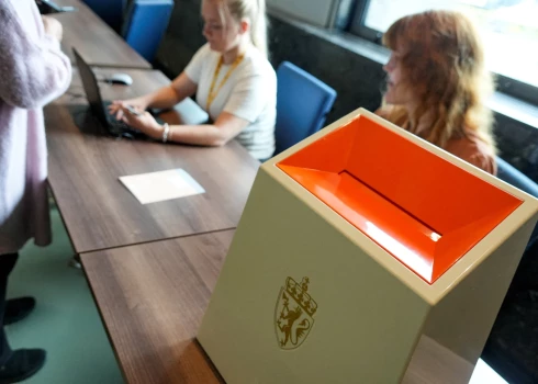 Norvēģijas parlamenta vēlēšanu norise 2025. gada 7. septembrī.