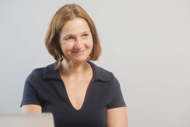 Rīgas Pilsētas attīstības departamenta Arhitektūras pārvaldes vadītāja Elīna Rožulapa: “ Cilvēkiem ir dažāda izpratne par skaistumu, un tāpēc ir arī dažādi noteikumi.”