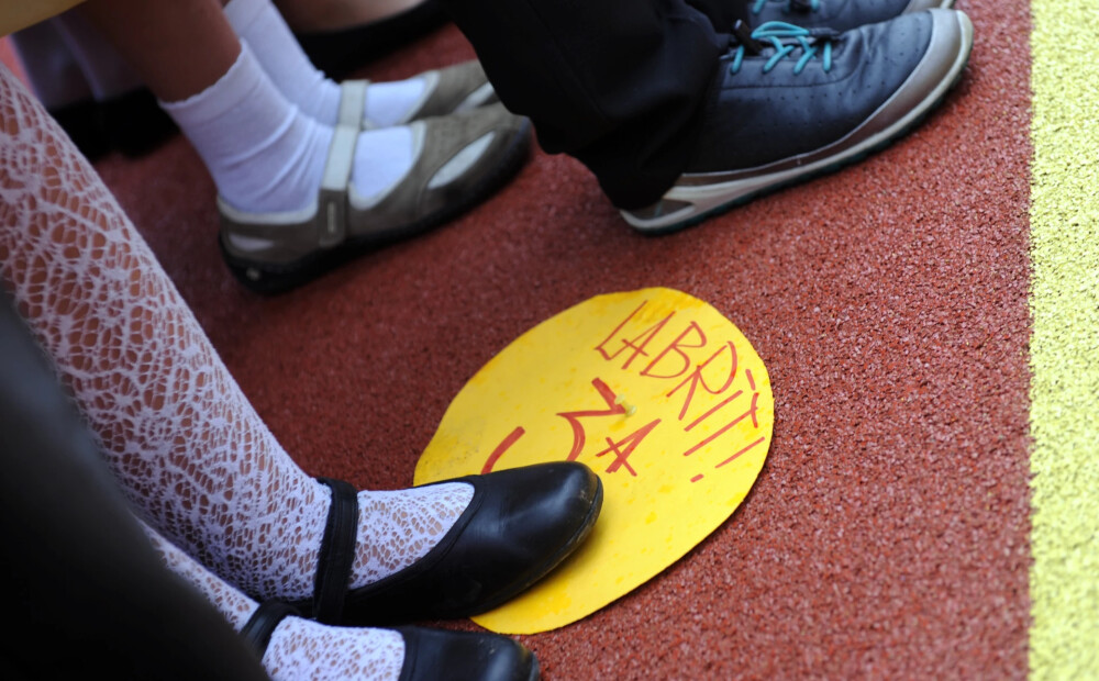 "Vai izpratnei, ka skolās jāvēdina telpas, bija jāiztērē miljoni?" Risinājums iepriekšējais – atvērt logu