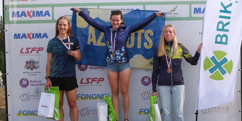 Savu sesto Latvijas čempiones titulu vidējā distancē elites grupā sarūpēja Sandra Grosberga.