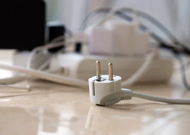 Šodien elektrības cena svārstās no 62 līdz 386 eiro. Pīķa stunda vēl tikai priekšā