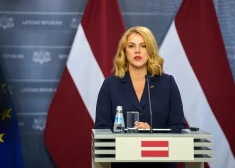Strādājam pie tā, lai ASV nenogrieztu finansējumu Latvijas aizsardzībai, norāda Siliņa