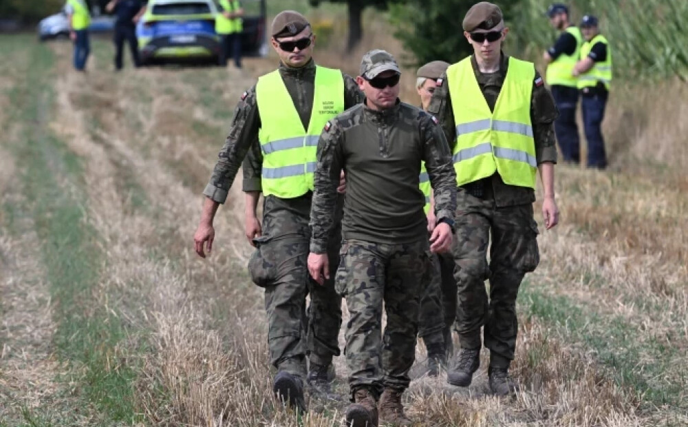 Polijas labības laukā nogāzies drons ar merķējumu kirilicā
