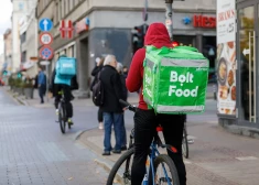 Velosipēds uz ietves: skandināt zvaniņu vai nē?