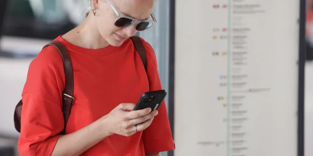 С сентября на всех новых телефонах, продаваемых в России, должно быть установлено приложение Max.
