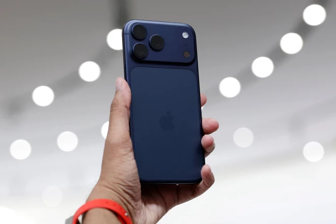 iPhone 17.