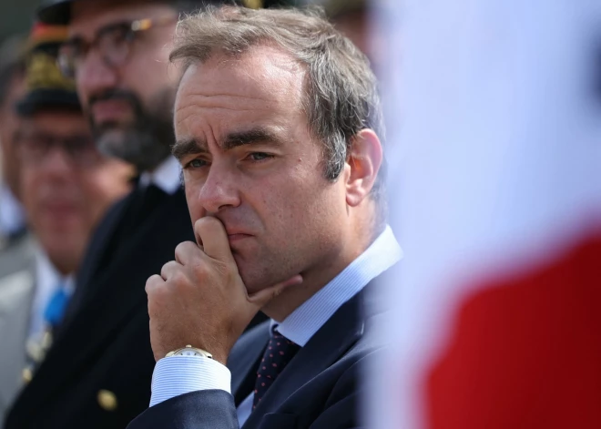 Aizsardzības ministrs Sebastjēns Lekornī iecelts par jauno Francijas premjerministru