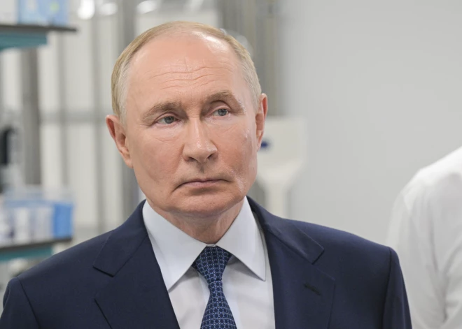 Putinu uztrauc problēmas, kas saistītas ar vīriešu atgriešanos no kara Ukrainā