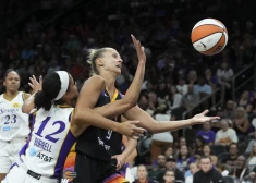 Kitija Laksa atgriežas laukumā, bet nespēj palīdzēt "Mercury" pieveikt "Sparks"