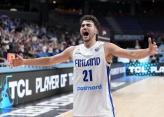 Somijas basketbolisti pirmo reizi vēsturē sasniedz Eiropas čempionāta pusfinālu