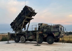NATO vajadzētu notriekt dronus virs Ukrainas, uzskata bijušais Polijas diplomāts
