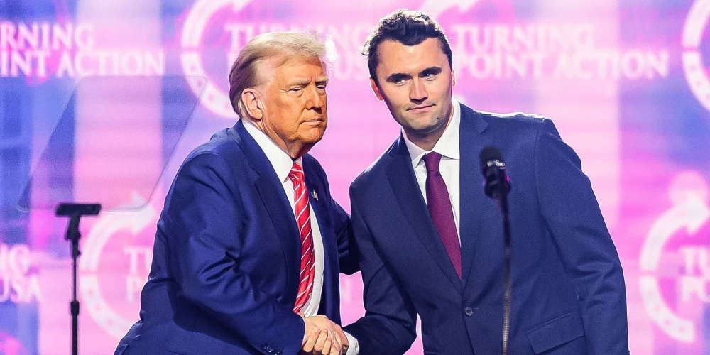 Čārlijs Kērks bija kaislīgs Donalda Trampa atbalstītājs un viena no ietekmīgākajām personām labējā MAGA spārnā