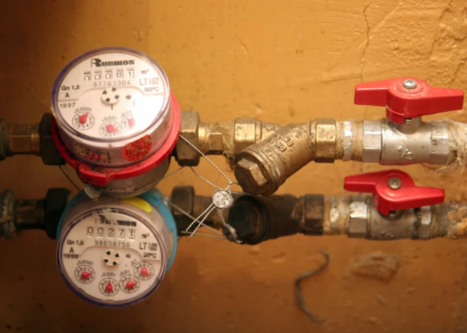 Больше не нужно будет подавать показатели вручную: в Риге запустят умные счетчики воды