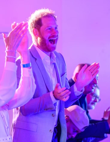 Принц Гарри объявил о крупном пожертвовании организации Children in Need CRS — The Community Recording Studio в Ноттингеме.