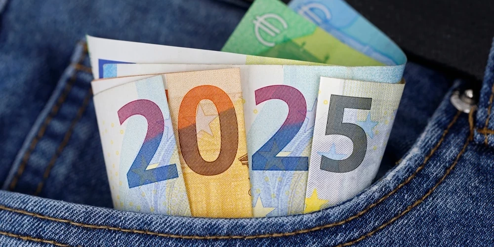 Eiropas Centrālā banka ceturtdien nolēma nemainīt procentu likmes.