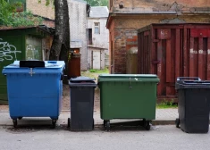 Двойной удар по кошельку: для рижан плата за утилизацию мусора вырастет в октябре и январе