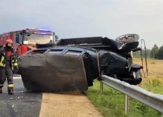 Ceļu satiksmes negadījumā Latvijā cietis ļoti rets automobilis