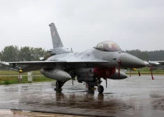 Polija paziņo par NATO misijas "Austrumu sardze" faktisku uzsākšanu