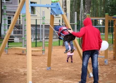 Latvijā pieaug nepilngadīgo patvēruma meklētāju skaits, kuriem jānodrošina izglītības iespējas