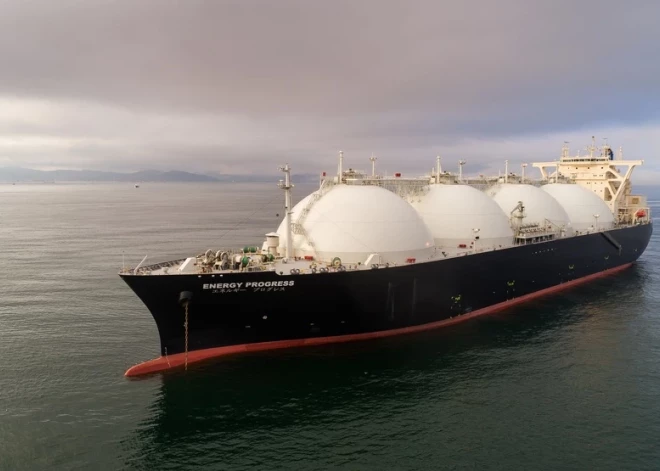 США заставили ЕС быстрее отказаться от российских энергоносителей и перейти на американские