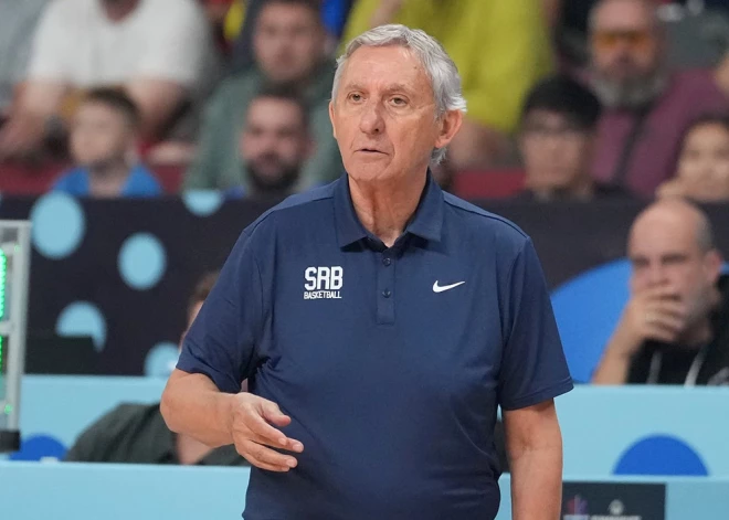 Pešičs neturpinās vadīt Serbijas basketbola izlasi