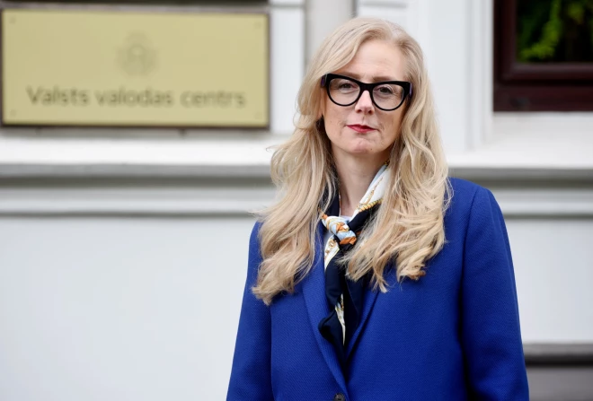Valsts valodas centra vadītāja Inese Muhka: “Ikdienā reāliju kļūst arvien vairāk, un katrai jaunai reālijai nepieciešams jauns vārds.”