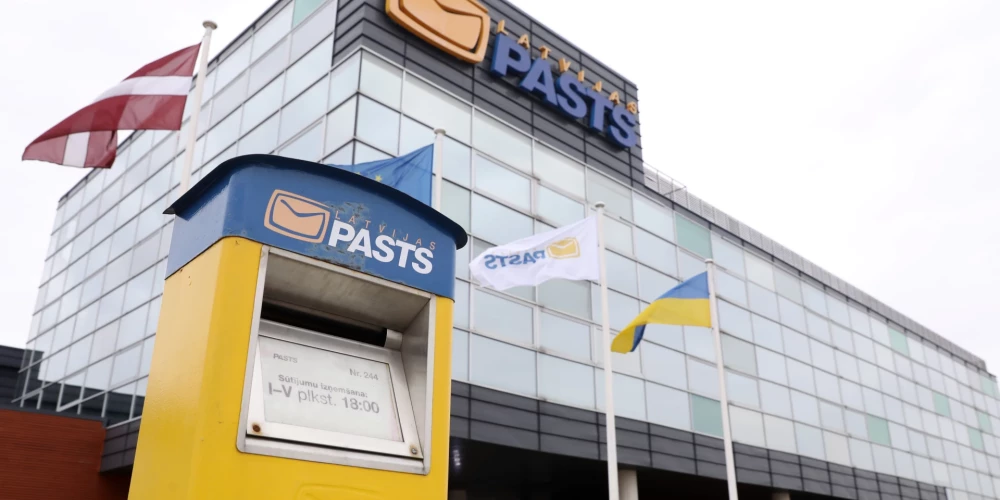 Latvijas Pasts pārdod vēsturiskos īpašumus, iedzīvotāji un eksperti pauž bažas par to nākotni.