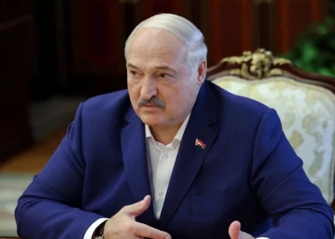 "У нас есть все необходимое, проверять не советую": Лукашенко обращается с предупреждением к Латвии и другим странам Балтии