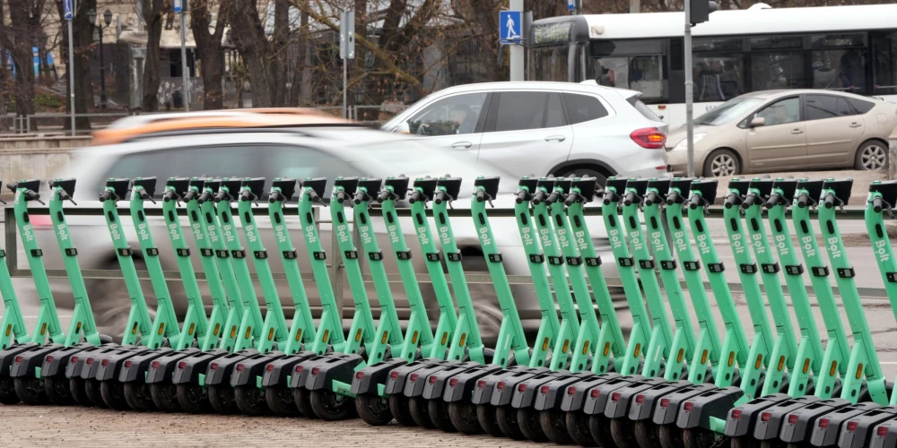 Jauns priekšlikums ierobežot elektroskrejriteņu lietošanu nakts stundās.