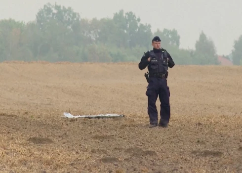 Lietuvā grib noskaidrot, vai Krievijas droni nav pārkāpuši gaisa telpu.