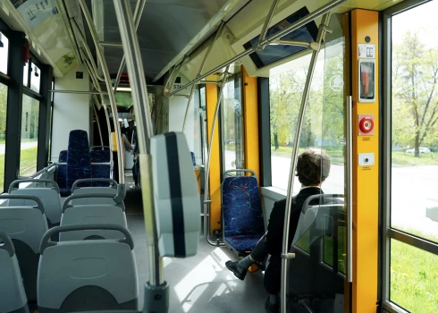 Привычки латвийцев в транспорте за год почти не изменились.