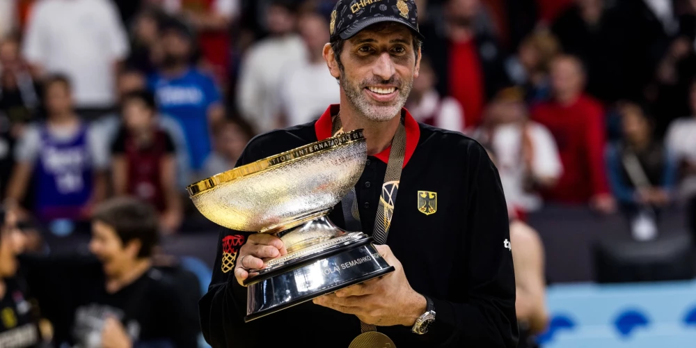 Alekss Mumbru jau ilgāku laiku cīnās ar pankreatītu.