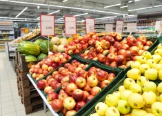 Zinātnieks brīdina: šajos augļos slēpjas indīgas vielas