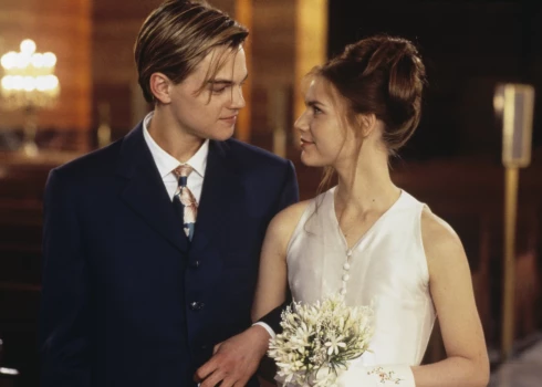 Leonardo Dikaprio un Klēra Deinsa 1996. gadā iznākušajā filmā "Romeo un Džuljeta".