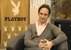 Bijušais Krievijas "Playboy" galvenais redaktors plikas sievietes nomainījis pret automātu un devies slepkavot uz Ukrainu