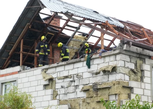 Пострадавший дом в польской деревне Вырыки.