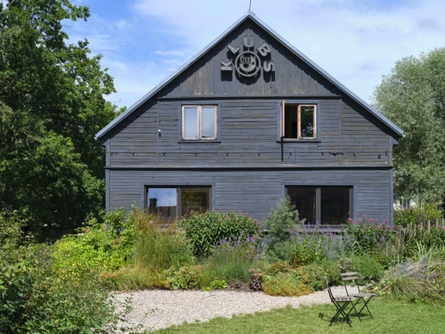 Pāvilostas mākslinieku rezidence PAiR, ko izveidojuši Vita Liberte un Vilnis Štrams