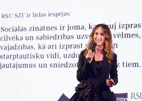 Saeima ceturtdien, 18. septembrī, skatīs lēmuma projektu par Karinas Palkovas apstiprināšanu tiesībsarga amatā.