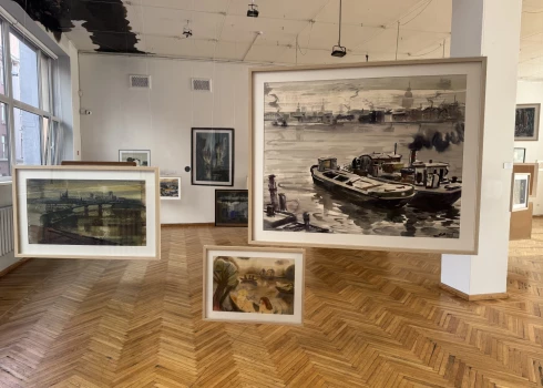 Sestdien, 20.septembrī, no plkst. 16.00-18.00 Latvijas Mākslinieku savienības galerijā, “Mākslinieku namā”, 11. novembra krastmalā 35, Rīgā notiks akvareļglezniecības radošā darbnīca gleznotājas Līvas Blumfeldes vadībā. 