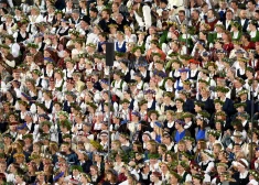 Agnese Lāce: finansējums Dziesmu un deju svētkiem netiks samazināts