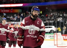 Kaspars Daugaviņš gūst uzvaras vārtus savā debijas spēlē