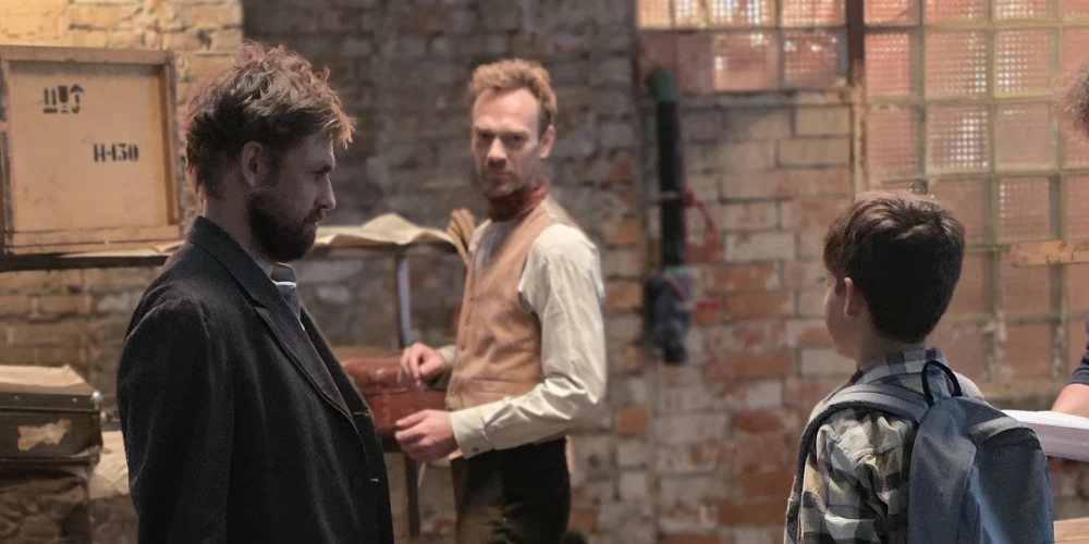  Ieskats pašmāju filmas "Kristofers un divu pasauļu atslēga" uzņemšanā.