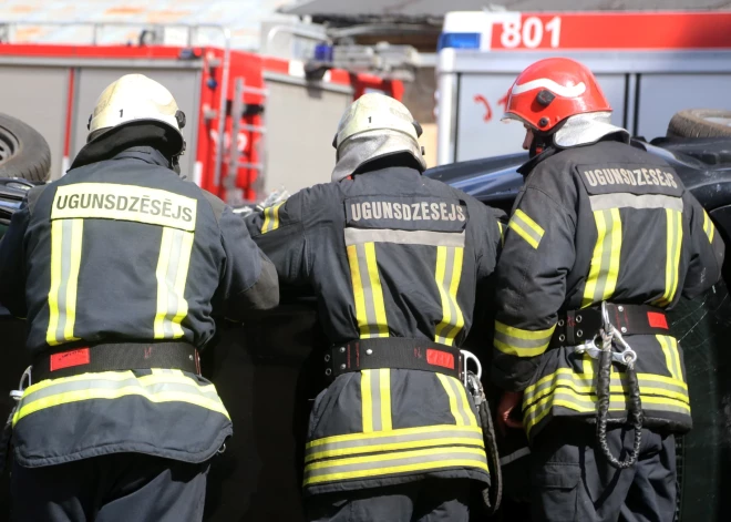 Ugunsdzēsēji aizvadījuši mierīgu diennakti