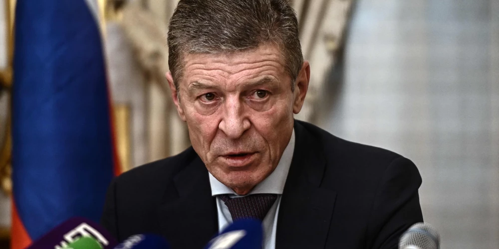 Amatu pamet Krievijas diktatora Vladimira Putina administrācijas vadītāja vietnieks Dmitrijs Kozaks. 