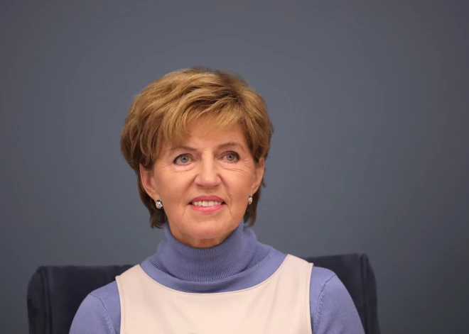 Vaidere aicina EK nekavējoties virzīt pilnīgu Krievijas naftas importa aizliegumu