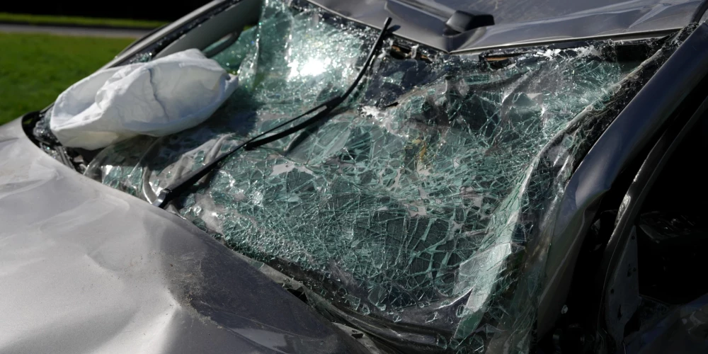 В Латвии растёт количество тяжелораненых в авариях по сравнению с прошлым годом.