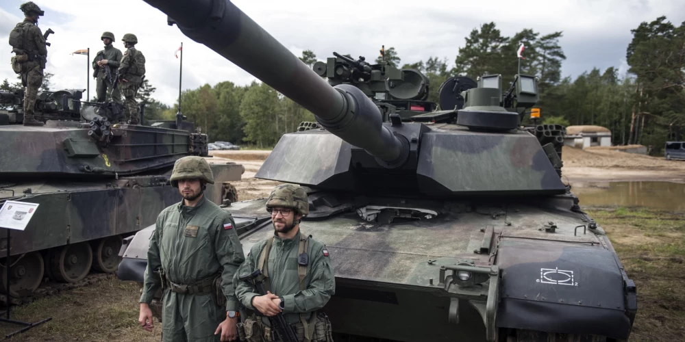 2025. gada 17. septembris: Polijas armijas tanks "Abrams", ražots ASV, militāro mācību laikā, kurās piedalās Polija un NATO sabiedrotās valstis.