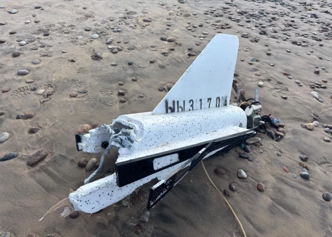 В Вентспилсском крае обнаружен обломок российского дрона "Гербера"